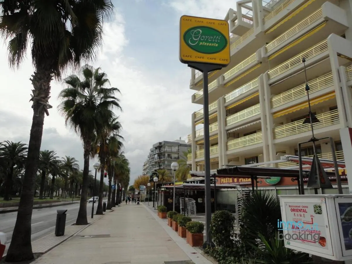Apartamento Ático Novelty con vistas al mar Salou España
